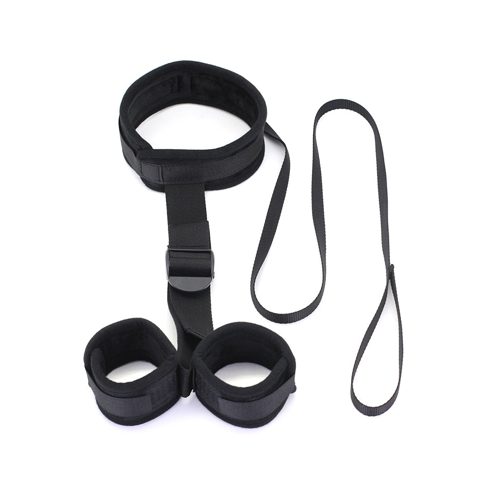 Kit Bondage Selftie