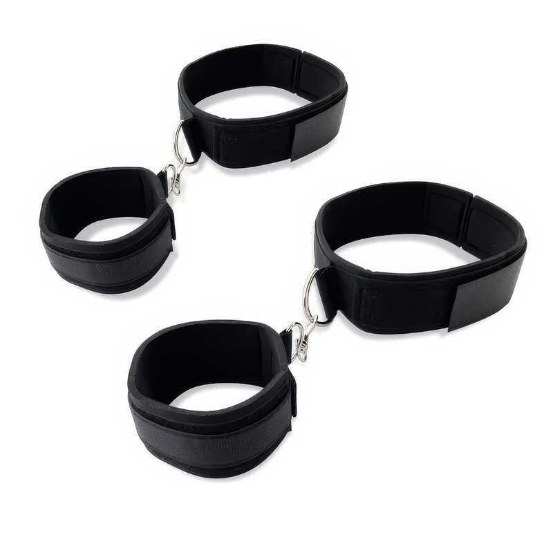 Ensemble Menottes Cuisses et Poignets