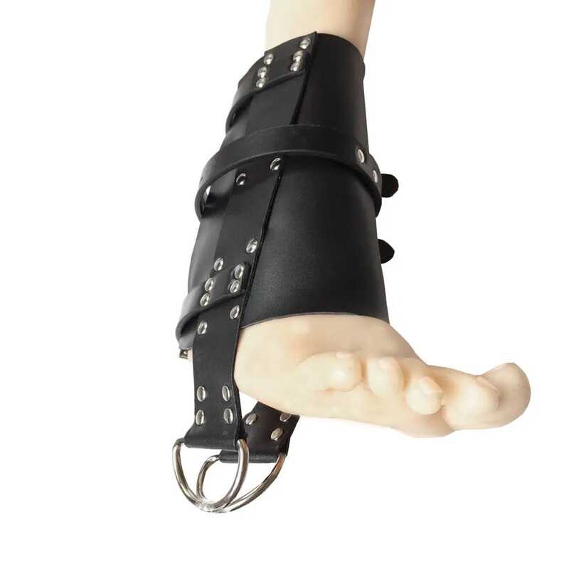 Menottes Pieds Suspension
