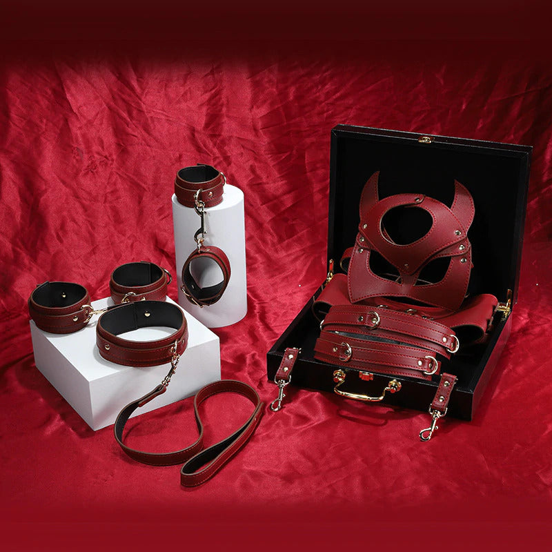Kit BDSM Cat Eyes